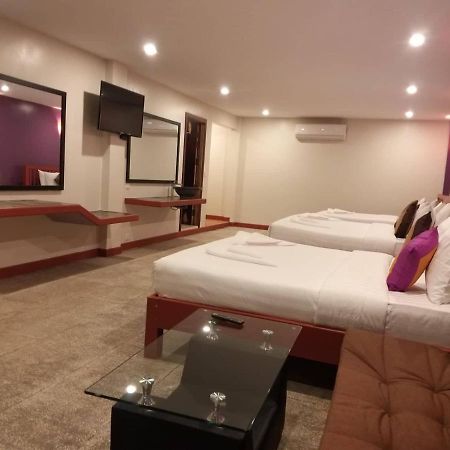 Green Empire Resort Siem Reap Exteriör bild