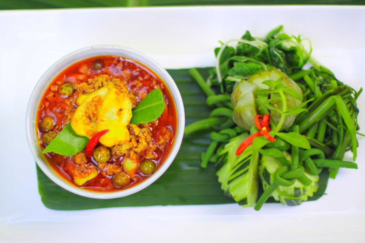 Green Empire Resort Siem Reap Exteriör bild
