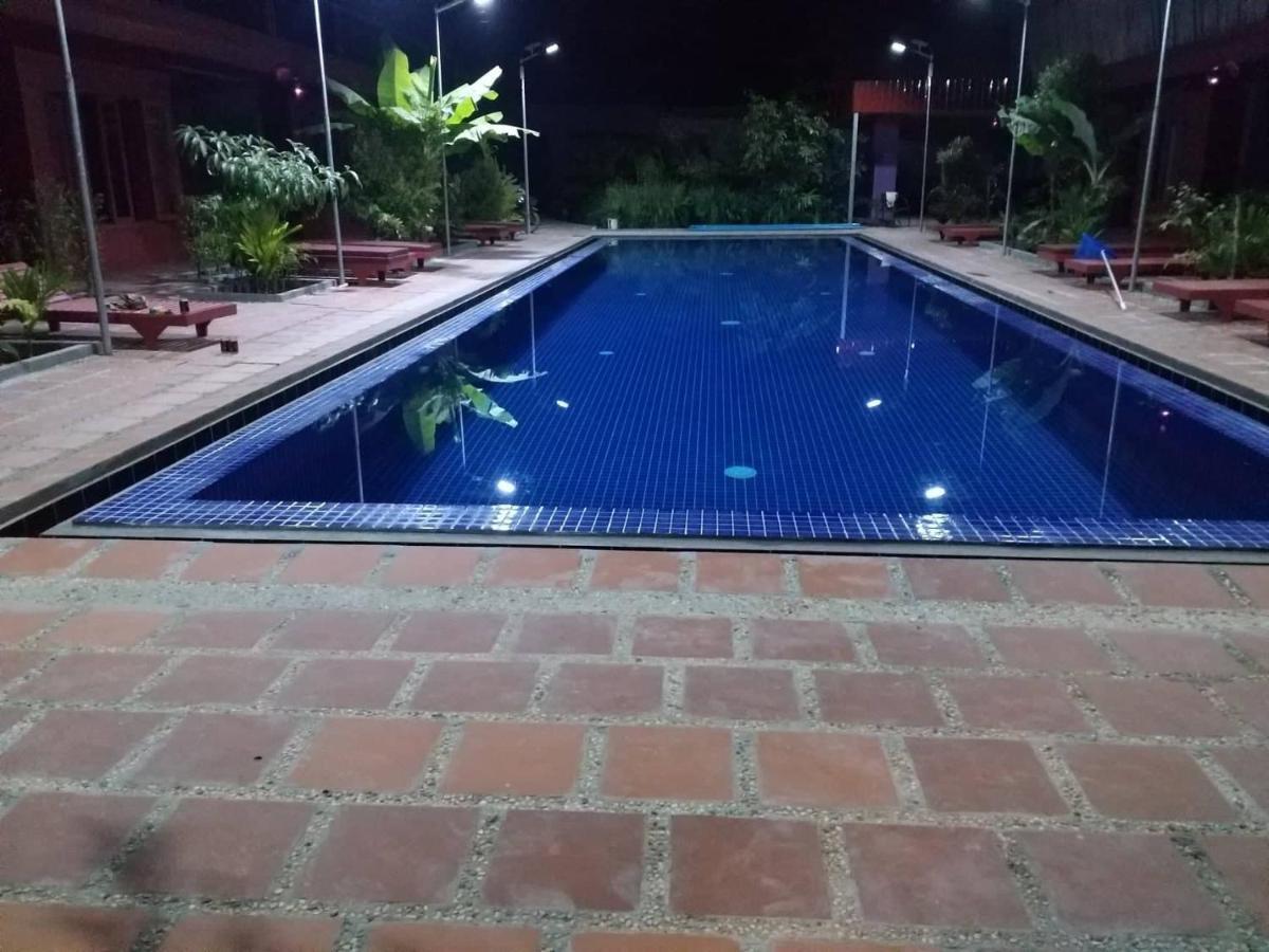 Green Empire Resort Siem Reap Exteriör bild